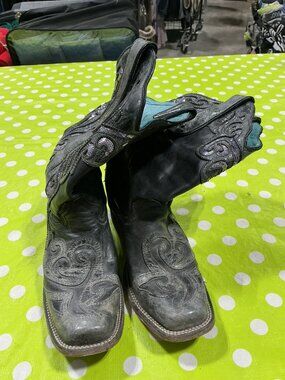 Boots Ladies Corral Vintage Size 7M